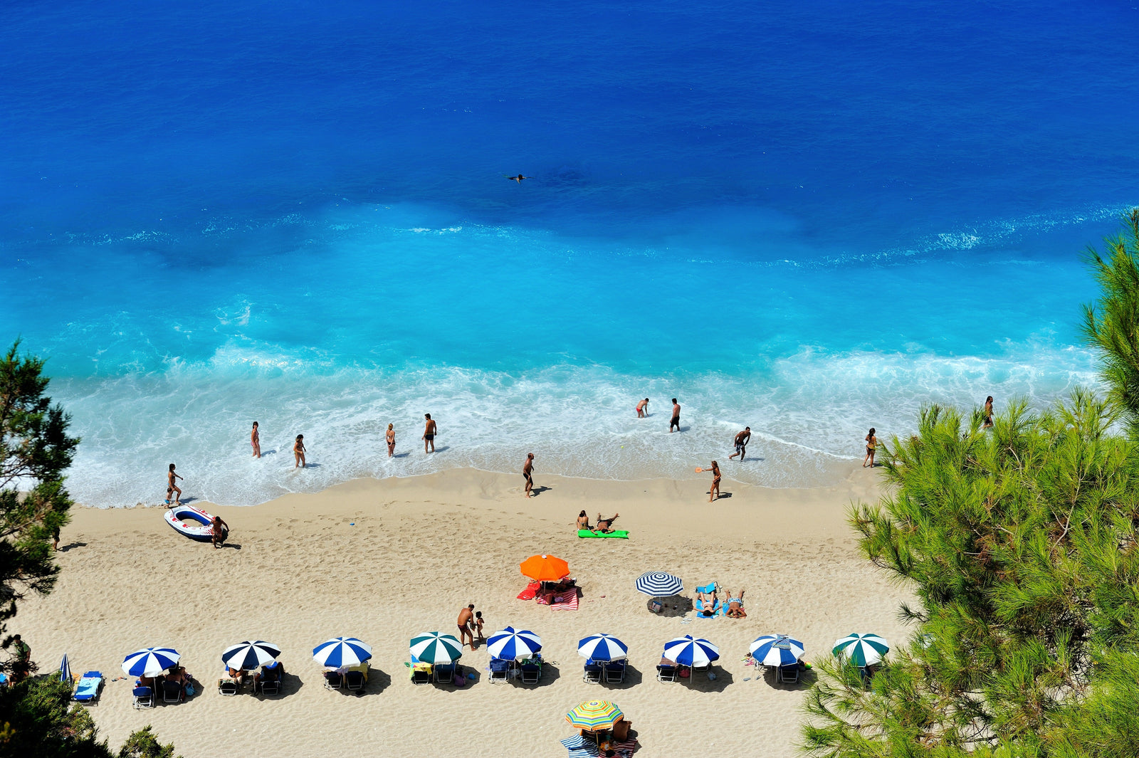 Ten Tips for an Enjoyable Beach Vacation with Kids