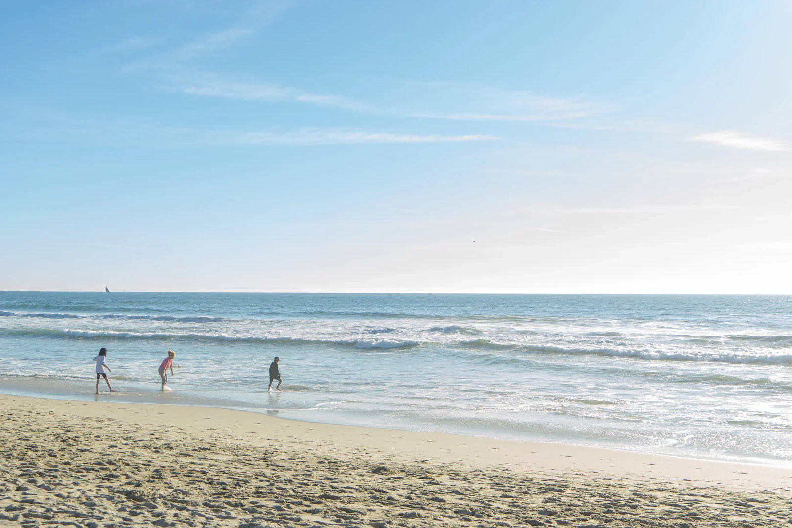 What to Pack for a Family Beach Day in California